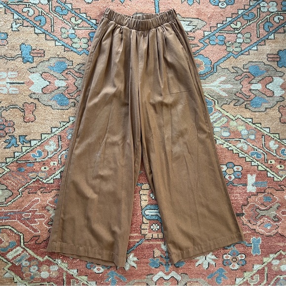 Ozma Regen Crop Wide-Leg Pants - Picture 1 of 9